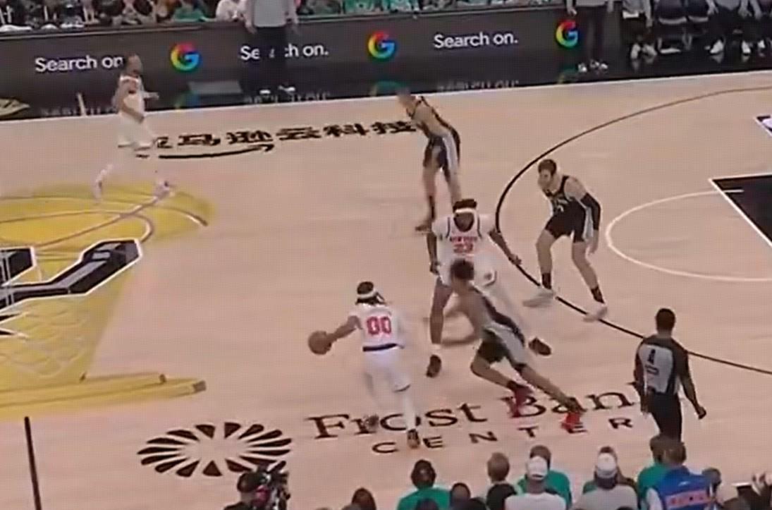 英雄联盟全球总决赛-克拉克森登场，目前NBA总决赛场上有两位菲律宾球员
